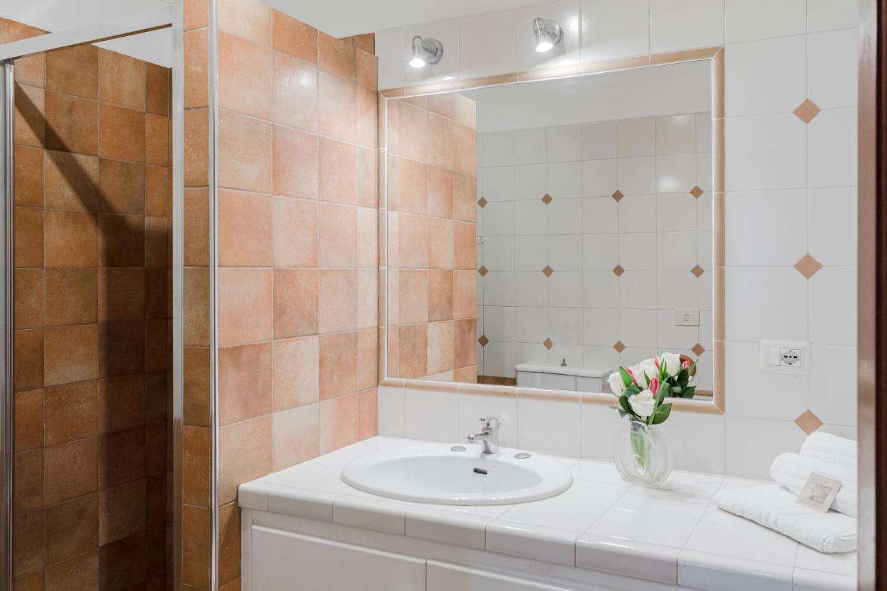 Relais Rasella 47 Apartman Róma Kültér fotó